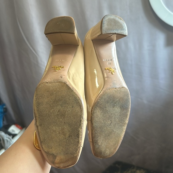 Prada beige block shoes Size 39 - Picture 8 of 8